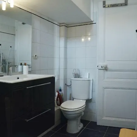 Stylish To 13 Apartment
